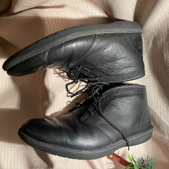 Timberland men black chukka leather 9.5
